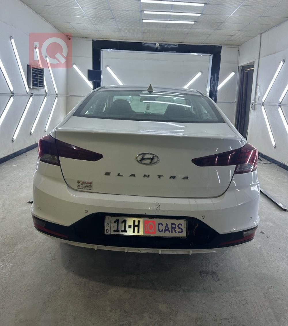 هيونداي النترا